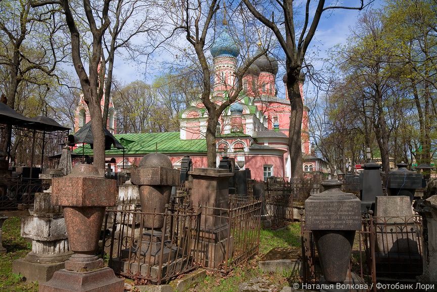 Могилы кладбищ Краснодара страдают из-за затоплений